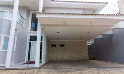 Sobrado de Luxo com 4 Suites e Piscina no Parque dos Principes, Osasco