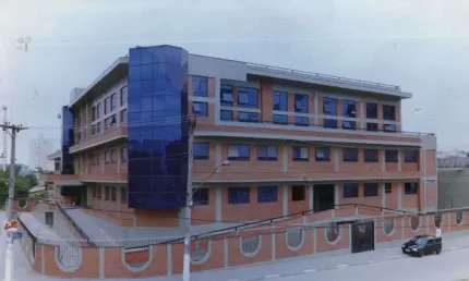 PREDIO COMERCIAL em area mista ao lado da Estacao Vila Sonia do Metro
