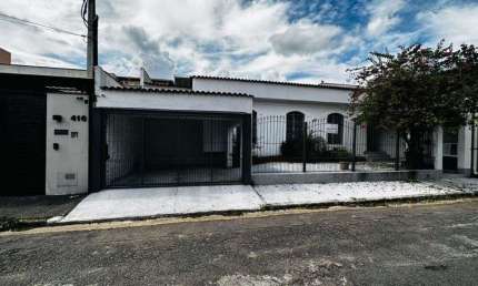 Casa com 3 quartos para alugar no Parque Continental, São Paulo 