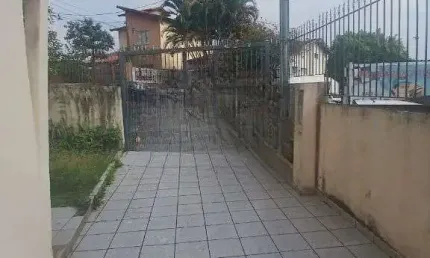 Casa para alugar no Jaguare, Sao Paulo | 2 quartos, 3 garagens!