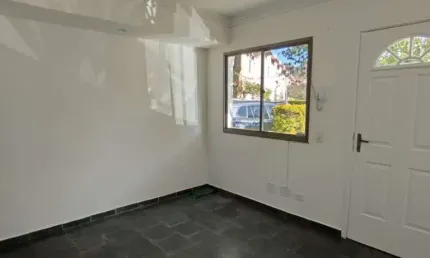 Sobrado de 3 dormitorios com piscina em condominio na Vila Sao Francisco - Sao Paulo