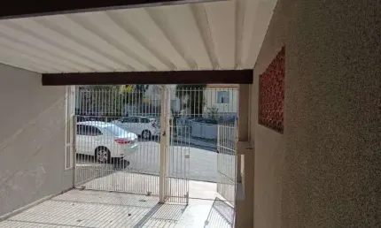Casa a venda no bairro Bela Vista em Osasco, com 3 dormitorios e 2 garagens cobertas