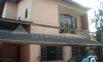 Otimo sobrado a venda na  vila sao francisco em rua fechada, com 5 dormitorios, sala dois ambientes , tres vagas de garagem, localizacao privilegiada.