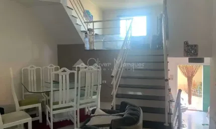 lindo sobrado a venda em Quitauna, ao lado da universidade.