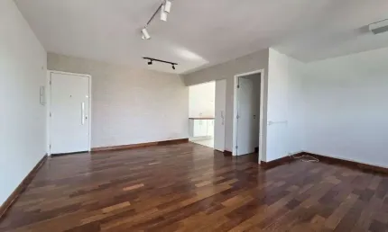 Lindo apartamento no Jaguare, Sao Paulo: 2 quartos, 1 suite, armarios, garagem coberta!