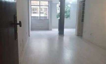 Imóvel para venda possui 95 metros quadrados com 3 quartos em Copacabana - Rio de Janeiro - RJ