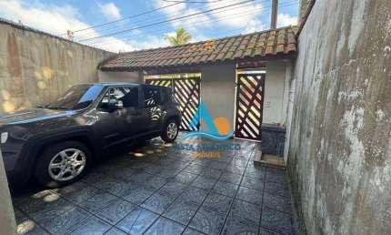 Casa com 2 dormitórios à venda, 55 m² por R$ 410.000,00 - Tupi - Praia Grande/SP