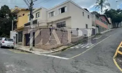 Casa com 3 quartos à venda no Centro, Poços de Caldas , 162 m2 por R$ 800.000