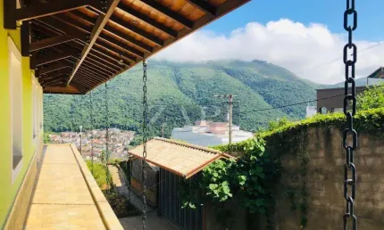Casa com 3 dormitorios sendo 2 suite a venda, 400 m2 - Pocos de Caldas/MG