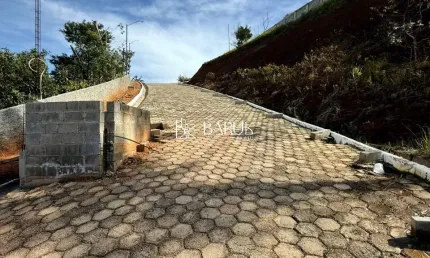 Santo Antônio,  terreno com 135 m2, excelente investimento.