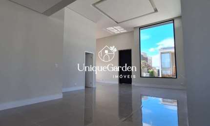 Casa à venda no Condomínio Residencial Monaco em São José dos Campos-SP: 3 quartos, 3 suítes, 3 salas, 2 banheiros, 4 vagas de garagem, 270,00 m² de área.