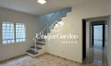 Imperdível! Casa à venda em São José dos Campos-SP, Jardim América - 4 quartos, 2 suítes, 2 salas, 1 banheiro, 2 vagas - 241m².