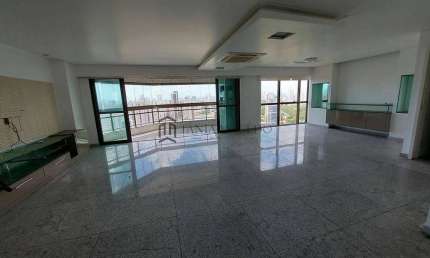 Apartamento à venda, com 220m², 4 dormitórios.4 suítes, Jaqueira, Recife, PE