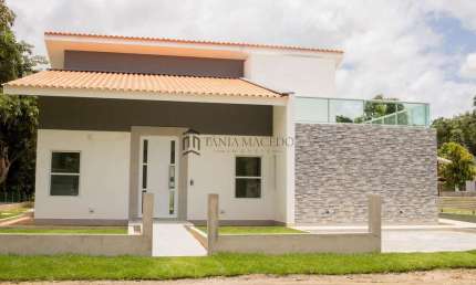 Sobrado à venda com 260m2, 3 dormitórios sendo 3 suítes e 2 vagas no Cond. Brisas De Aldeia, Aldeia