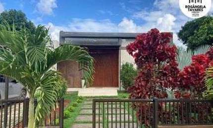 Casa à venda, Aldeia dos Camarás, em terreno de 600m2 e 180m2 de área constrída com com 03 quartos