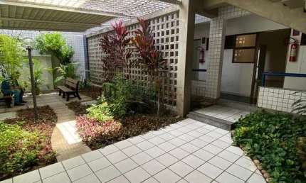 Casa comercial à venda com 284m² de área útil e 9 salas sendo todas com banheiro privativo, Casa Am
