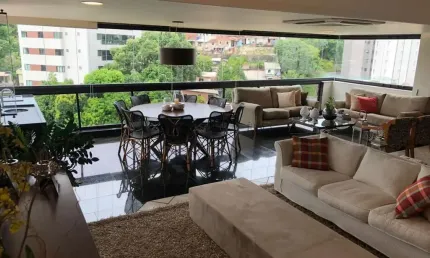 Lindo apartamento à venda com 330m², 4 dormitórios sendo 4 suítes e 3 vagas no Edf.Paineiras, Apipu