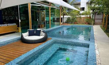 Casa à venda com 500m², Varanda, 4 suítes, com Rooftop, piscina, área gourmet, 3 vagas, Serrambi, I