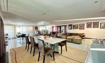 Apartamento à venda com 428m2, 4 suítes, sala 4 ambientes, lavabo e 5 vagas.No Edf. Carmel Park, Pa