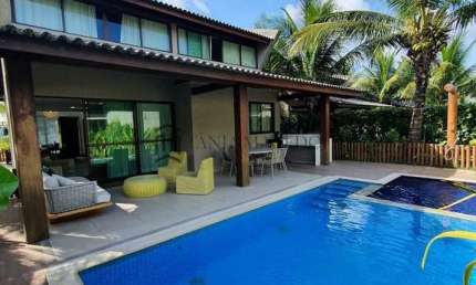 Bangalô à venda com 209m², porteira fechada, varanda, 5 dormitórios sendo 2 suítes, 2 vagas, Muro A