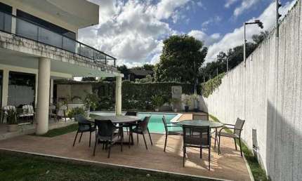 Casa à venda com 400m², 5 dormitórios, sendo 4 suítes, Varanda, 6 banheiros, 3 vagas, Poço, Recife,