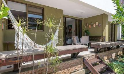 Apartamento à venda com 62m², 2 dormitórios, sendo 1 suíte, sala, cozinha, terraço, Muro Alto, Ipoj