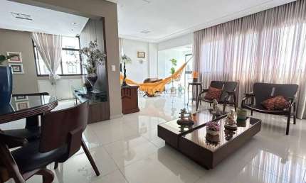 Apartamento à venda com 160m², 4 quartos sendo 1 suíte e 2 vagas no Edf. Etienne, Graças, Recife, P