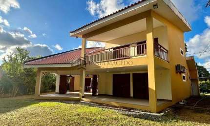 Casa à venda com 724m² e 4 dormitórios sendo 2 suítes no Cond. Santa Helena , São Pedro, Camaragibe