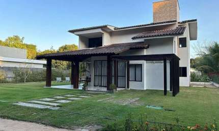 Casa à venda com 205m² e 4 quartos sendo 1 suíte no Cond. Brisas de Aldeia, Borralho, Camaragibe, P