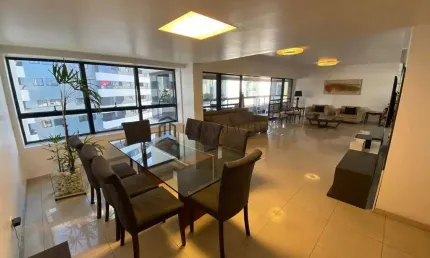 Apartamento 1 por Andar, 4 Dormitórios sendo 2 suites, 275m² , excelente locaçização à venda, Graça