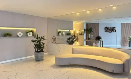 Apartamento à venda com 257m²,  4 dormitórios sendo 2 suítes, com terraço, dependência completa, 2