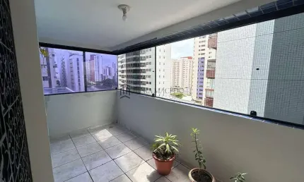 Apartamento à venda, 120m² de área útil, 3 Dormitórios sendo 1 suite, 2 vagas de garagem, excelente