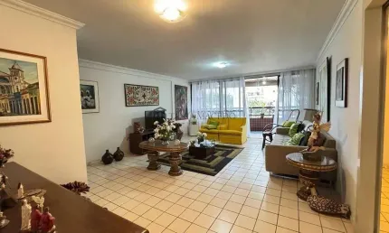 Apartamento à venda, 3 dormitórios sendo 1 suite, 140m² de área útil, localização maravilhosa casa