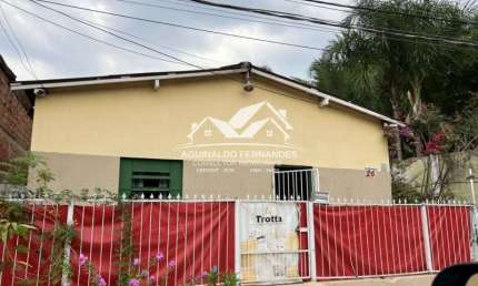 Casa com 3 quartos à venda no Duque de Caxias I, Cuiabá , 130 m2 por R$ 250.000