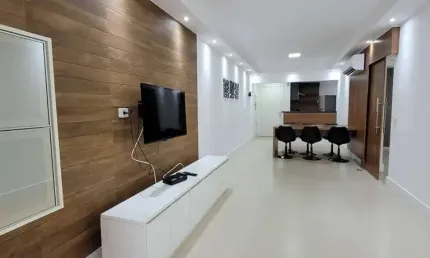 Apartamento para Locação Anual na Asturias, com vista para o mar