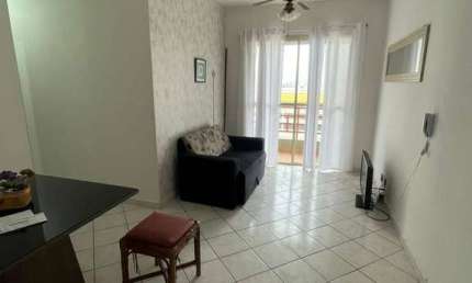 Apartamento disponivel para locação anual com mobilia na enseada