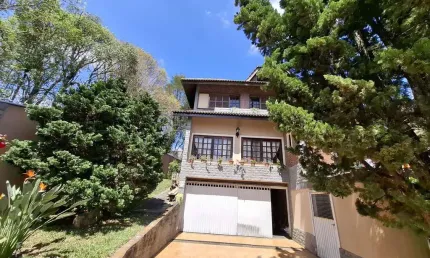 Casa para Venda em Curitiba, Santa Felicidade, 4 dormitórios, 2 suítes, 7 banheiros, 4 vagas