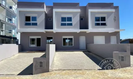 Casa com 3 quartos à venda na Rua Angelo Frare, 431, São Luiz, Caxias do Sul, 102 m2 por R$ 605.000