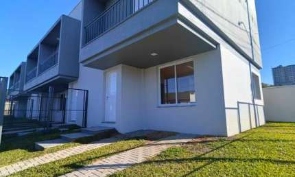 Casa com 2 quartos à venda na Rua Maria Moretto Zanella, 10, Nossa Senhora das Graças, Caxias do Sul, 70 m2 por R$ 325.000