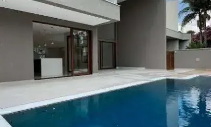 Casa em condomínio à Venda em Alphaville Residencial Um, Barueri - SP