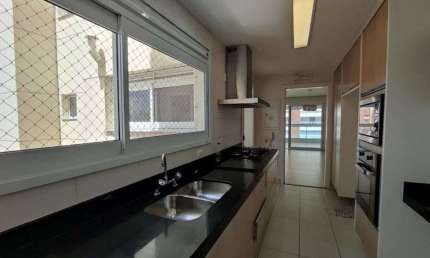 Apartamento à Venda em Vila Romana, São Paulo, 3 suítes, 3 vagas, 153 m2