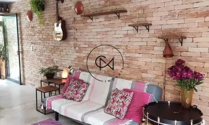 Casa Venda/Aluguel na Vila Madalena, 2 sts; 1 vg; 130m2, em Z.Mista (Res./Com.)