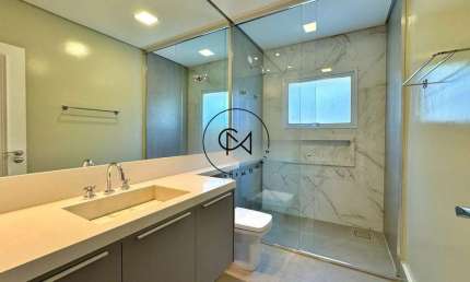 Imóvel de excelente padrão, mobiliado, decorado com eletroeletrônicos:
