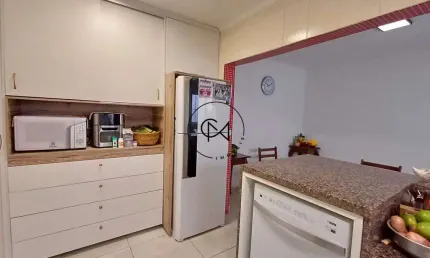Sobrado de 229m2 em localização privilegiada em Osasco !