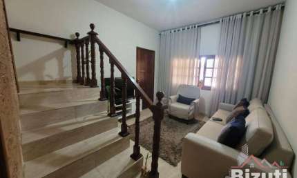 Casa com 3 quartos à venda em Parque Paulista-Francisco Morato-SP.