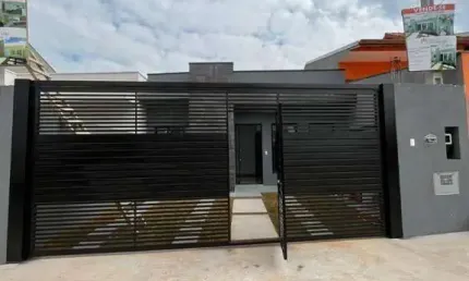 Casa com 3 quartos à venda na Rua Regina Dellacqua Visnardi, 109, Jardim Marambaia, Jundiaí