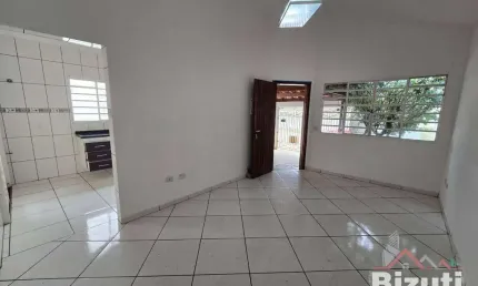 Casa com 3 quartos para alugar na Rua Floris Rizzotti, 184, Centro, Itupeva