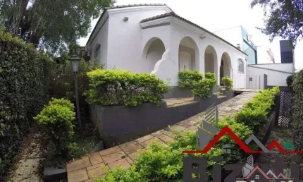 Casa com 2 dormitórios para alugar, 400 m² por R$ 6.807,31 - Vila Arens II - Jundiaí/SP