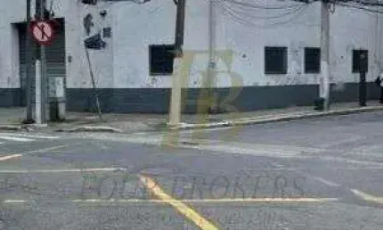 Galpão com 800 m², com opção de compra dos galpões ao lado em Santo Amaro - São Paulo - SP