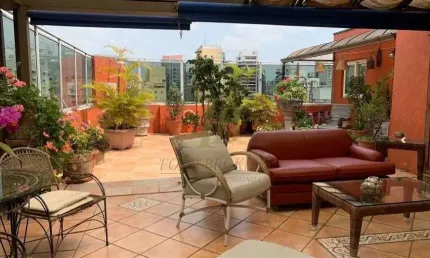 Casa com 4 quartos à venda na Rua Santa Justina, Vila Olímpia, São Paulo
